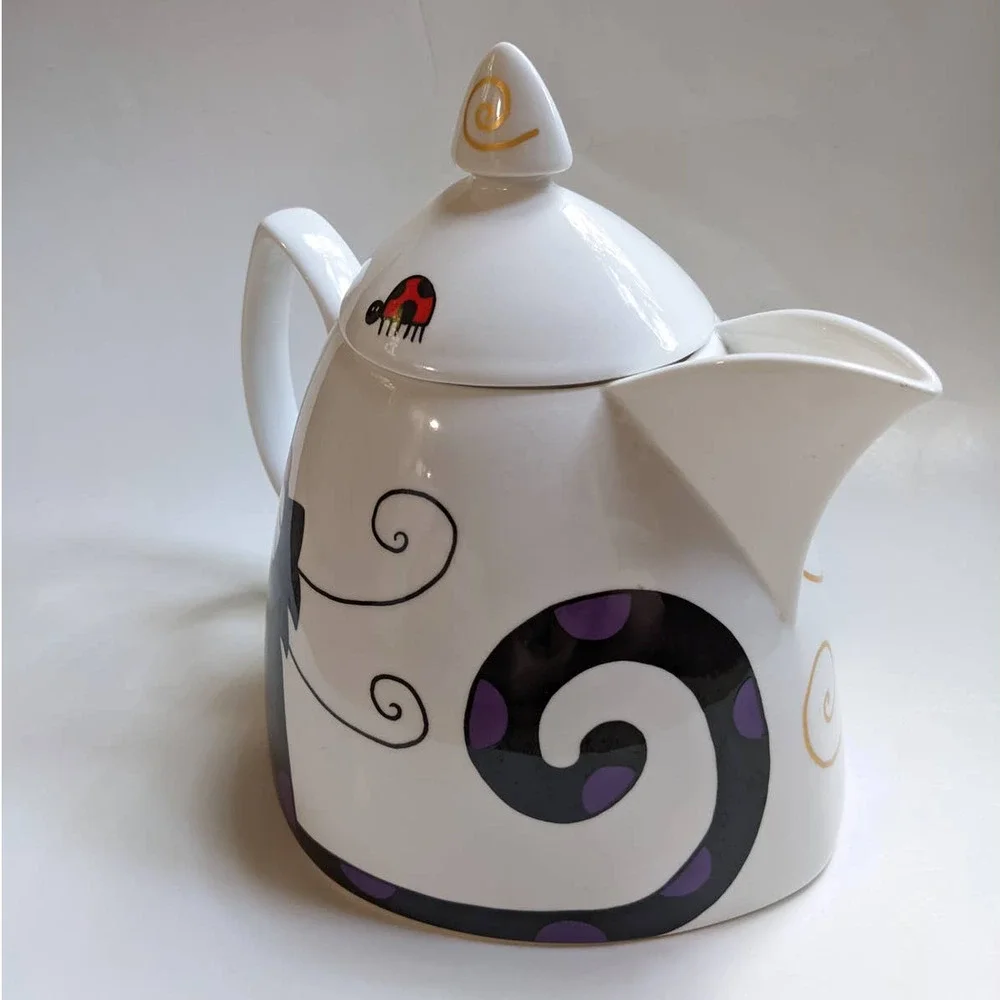 Vintage 90's Y2K Cat Teapot, Bone China with Art Deco Black & White‎ Cat Design